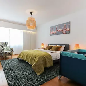 Amazing Downtown Family Apartment